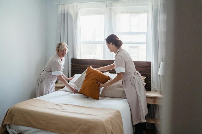 How to Rotate and Care for Bedding Properly for Long-Lasting Comfort